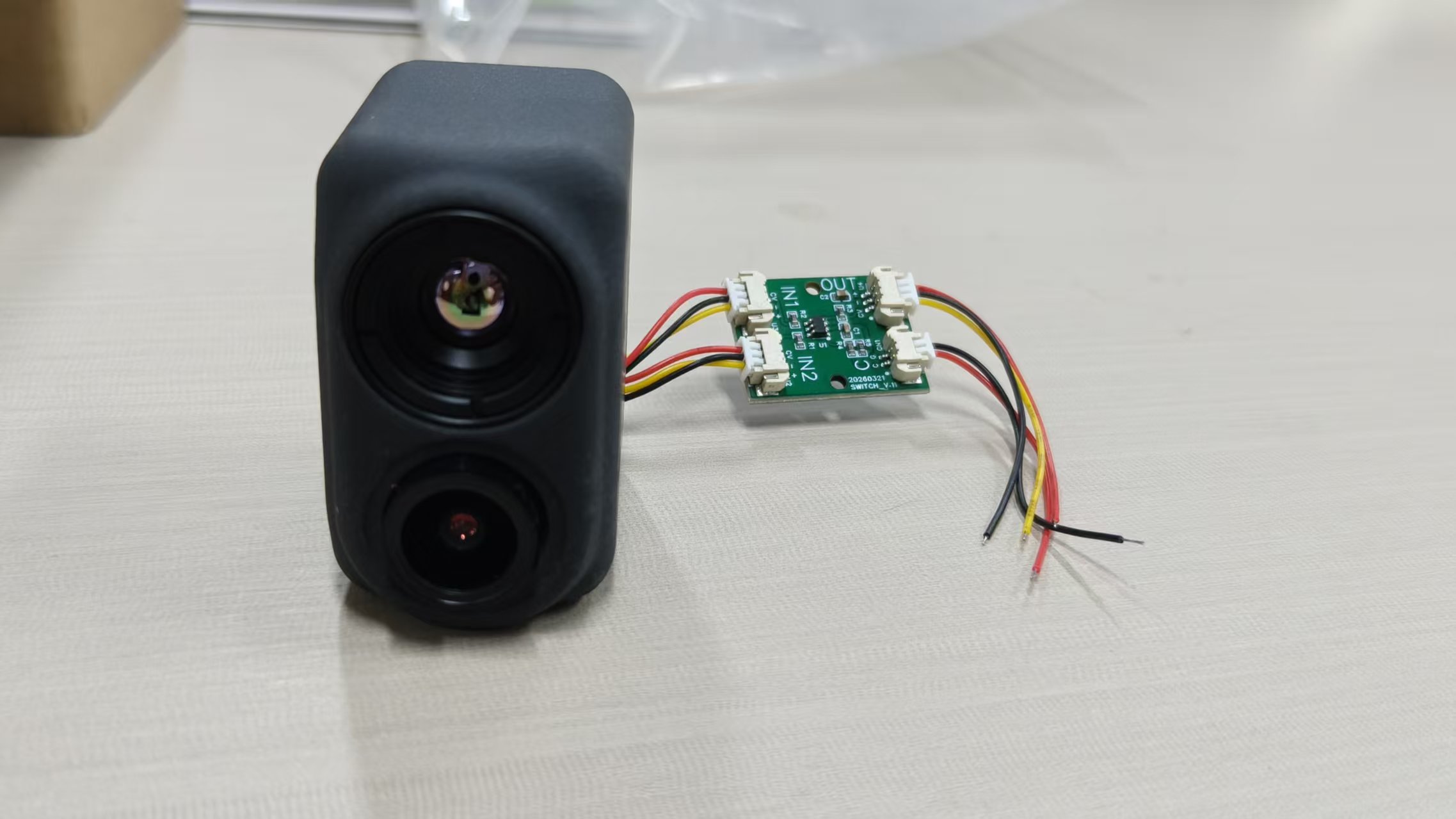 كاميرا حرارية ثنائية الطيف من  - مراجعة Ir Remote Module وسعره